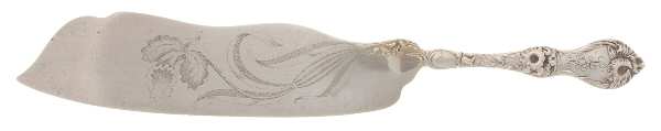 Les Cinq Fleurs (Sterling, 1900, Monograms) Solid Bright Cut Ice Cream Slicer
