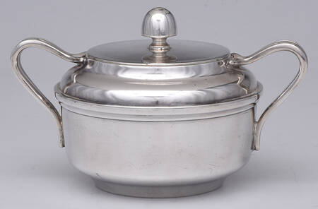 U S NAVY (SILVERPLATE, HOLLOWWARE) by Reed &amp; Barton