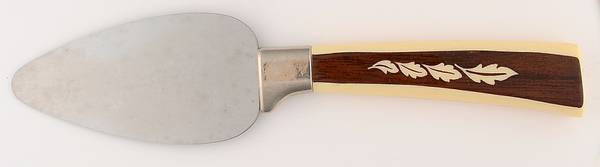 REF6 (STAINLESS) Cheese Server with Stainless Blade