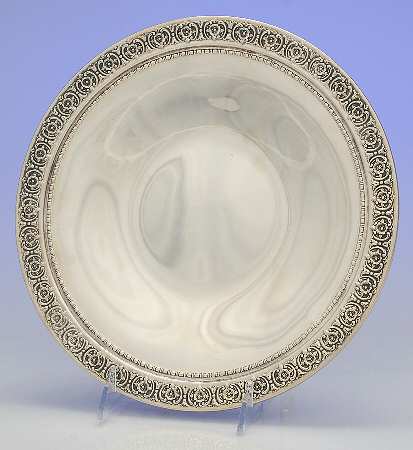 1401 (Silverplate, Hollowware) Silverplate Sandwich Plate