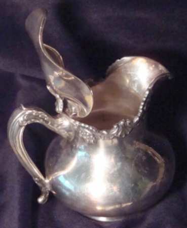 3515 (Silverplate, Hollowware) Creamer & Hinged Lid