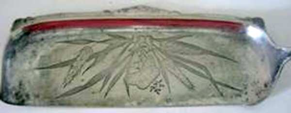 RDS97 (SILVERPLATE) Large Bright Cut Crumber Knife