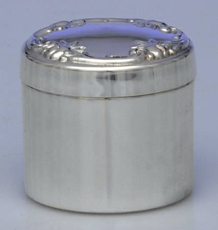 Francis I (Sterling, Hollowware, No Dates) Pill Box & Lid