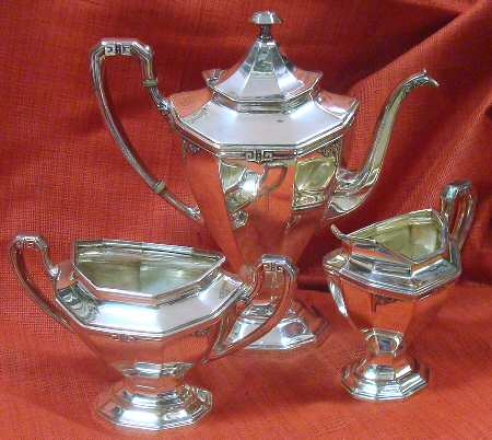 Pompeian (Silverplate, Hollowware) Silverplate Coffee Pot