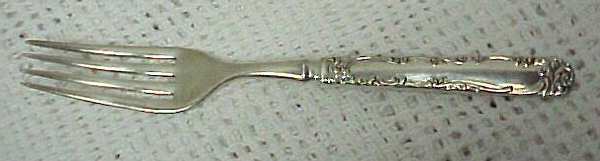 RDS105 (SILVERPLATE) Indented Solid Handled Fork