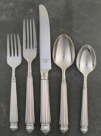 Musee (Stainless) 5 Piece Place Setting