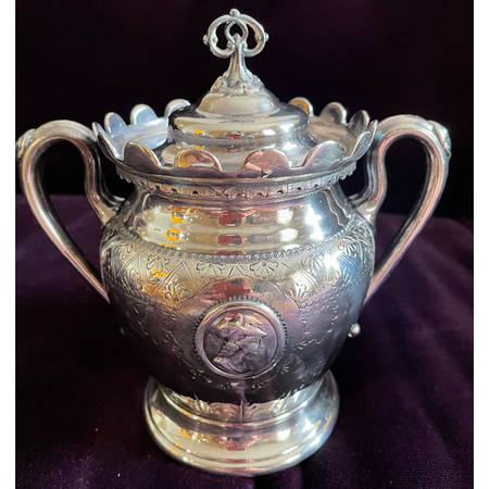 2044 (Silverplate, Hollowware) Sugar Bowl & Lid