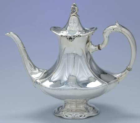 3710 (Silverplate, Hollowware) Silverplate Coffee Pot