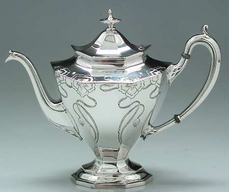 Sierra-Engraved (Silverplate, Hollowware) by Reed &amp; Barton