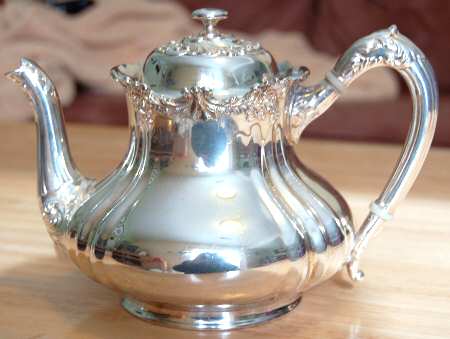 3545 (Silverplate, Hollowware) Teapot