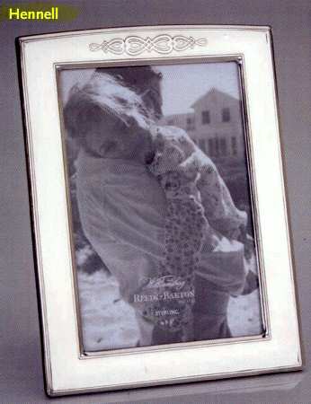 Williamsburg Frame Collection Frame-Holds 5" X 7" Picture