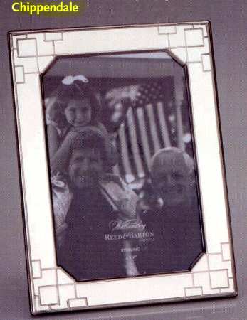 Williamsburg Frame Collection Frame-Holds 5" X 7" Picture