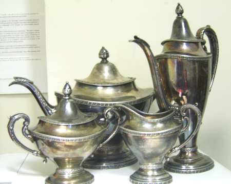 3850 (Silverplate, Hollowware) (4 Piece) Silverplate Tea Set