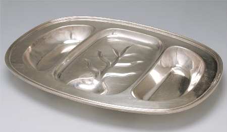 10120 (Silverplate, Hollowware) Meat Platter with Well Tree