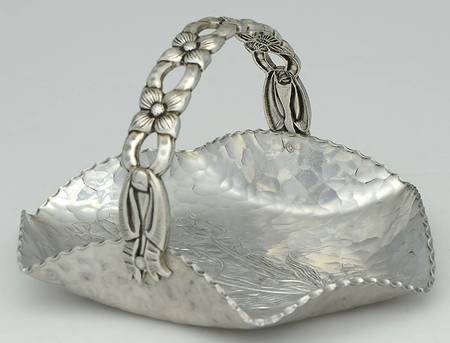 R1K1 (Aluminum, Holloware) Basket