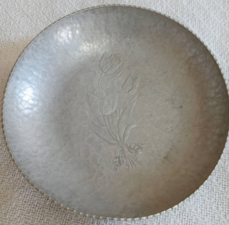R1K1 (Aluminum, Holloware) 10" Round Bowl