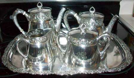 1390 (Silverplate, Hollowware) 5-Piece Silverplate Tea Set (with Tray)