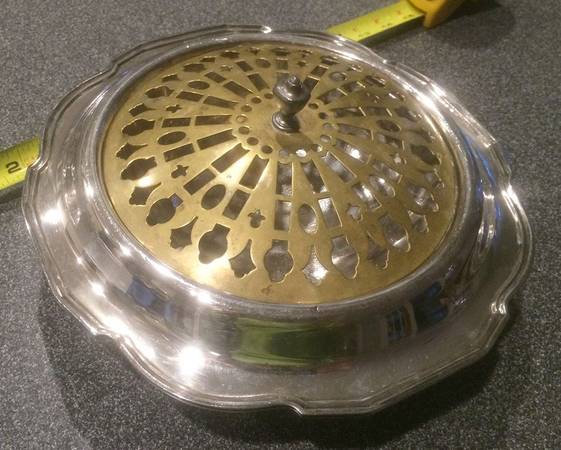 4040 (Silverplate, Hollowware) Centerpiece with Frog