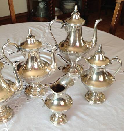 RXM7 (Silverplate, Hollowware) (4 Piece) Silverplate Tea Set