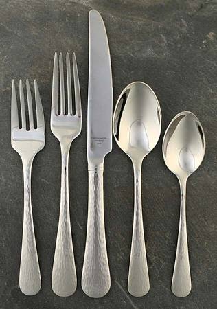 River (Stainless) 5 Piece Place Setting