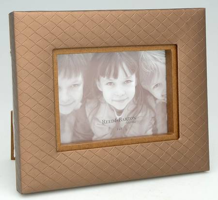 Picture Frames Frame-Holds 5" X 7" Picture