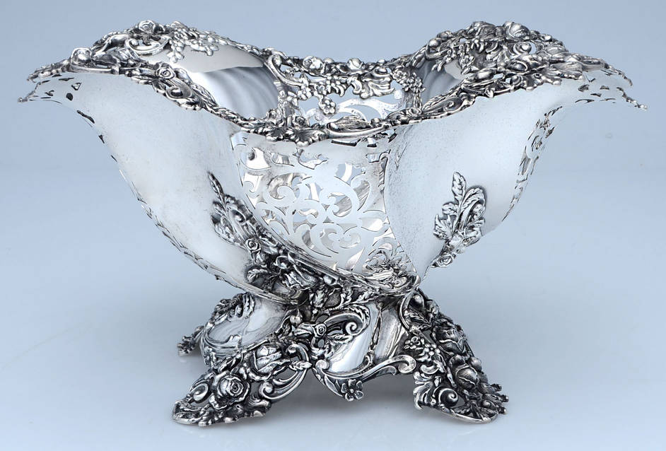 2465 (Sterling, Hollowware) by Redlich