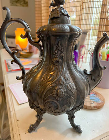 The Winthrop (Embossed, Silverplate) by Reed &amp; Barton