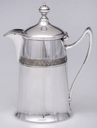 01670 (Silverplate, Hollowware, Floral) by Reed &amp; Barton