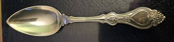 Ruq1 (Coin) Place/Oval Soup Spoon