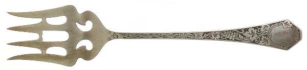 Grape (Sterling, 1905) Medium Chipped Beef Fork