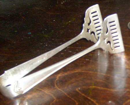 Potomac (Sterling, 1930, No Monograms) Large Solid Sandwich Tongs