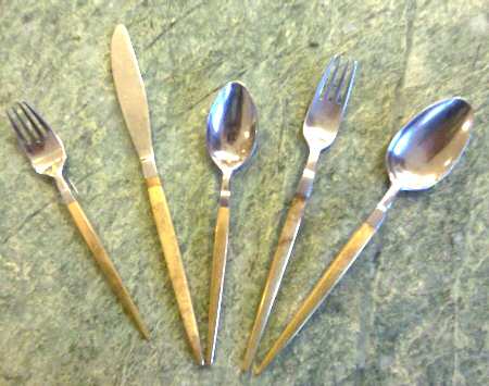 Golden Astro (Gold Electroplate) Modern Solid Knife