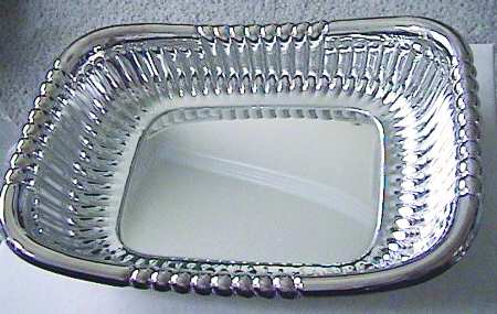 S2512 (Silverplate, Hollowware) Silverplate Bread Tray