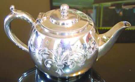 16058 (Silverplate, Hollowware) Teapot