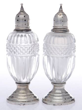 Sterling Hollowware Crystal Salt & Pepper Set w/Sterling Lid & Stand