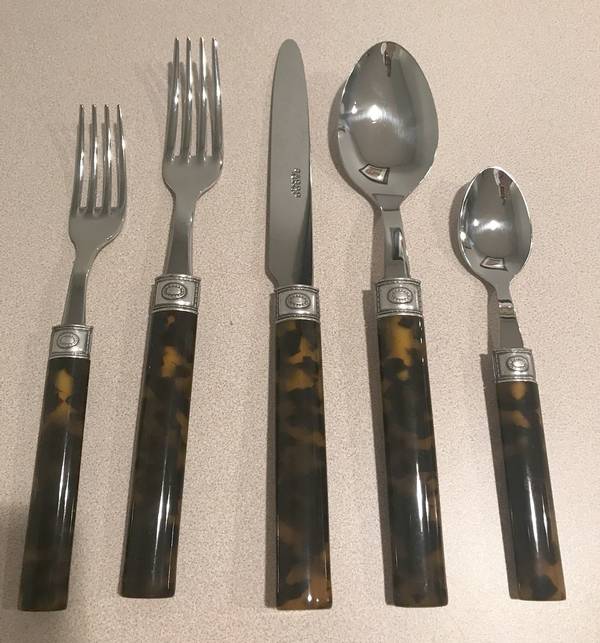 Saddle-Tortoise (Stainless) by Sabre