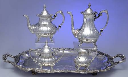 434 (Silverplate, Hollowware) 5-Piece Silverplate Tea Set (with Tray)