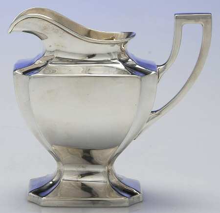0712 (Sterling, Hollowware) Creamer