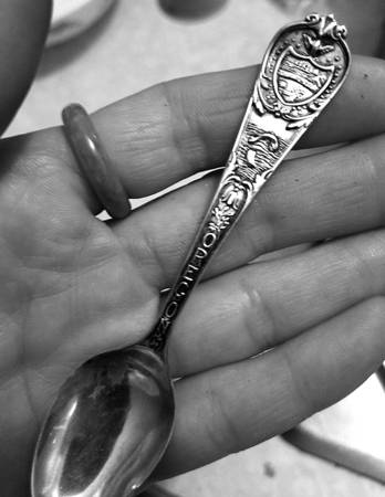 States & Cities Souvenir Spoons(Sterling) Oregon Demitasse Spoon