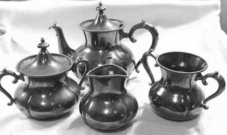 613 (Silverplate, Hollowware) (4 Piece) Silverplate Tea Set