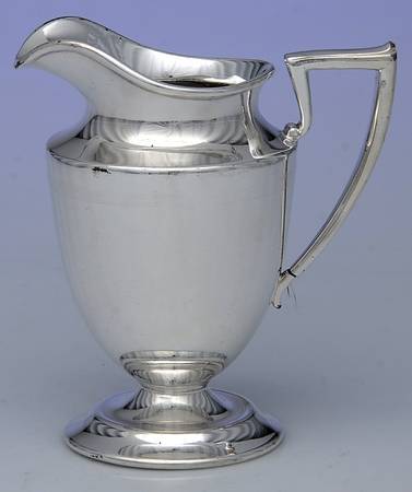 881 (Silverplate, Hollowware) Creamer