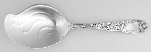Chrysanthemum (Sterling, 1880) Solid Fried Oyster Server