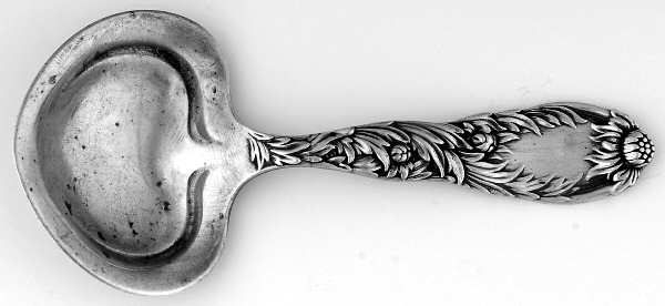 Chrysanthemum (Sterling, 1880) Solid Bon Bon Spoon