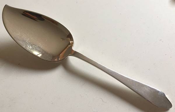 Clinton (Sterling, 1912, M-T-C Stamp) Large Solid Jelly Server