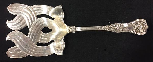 English King (Sterling, 1885, No Monograms) Large Solid Variant Cross TinesAsparagus Srvg Fork