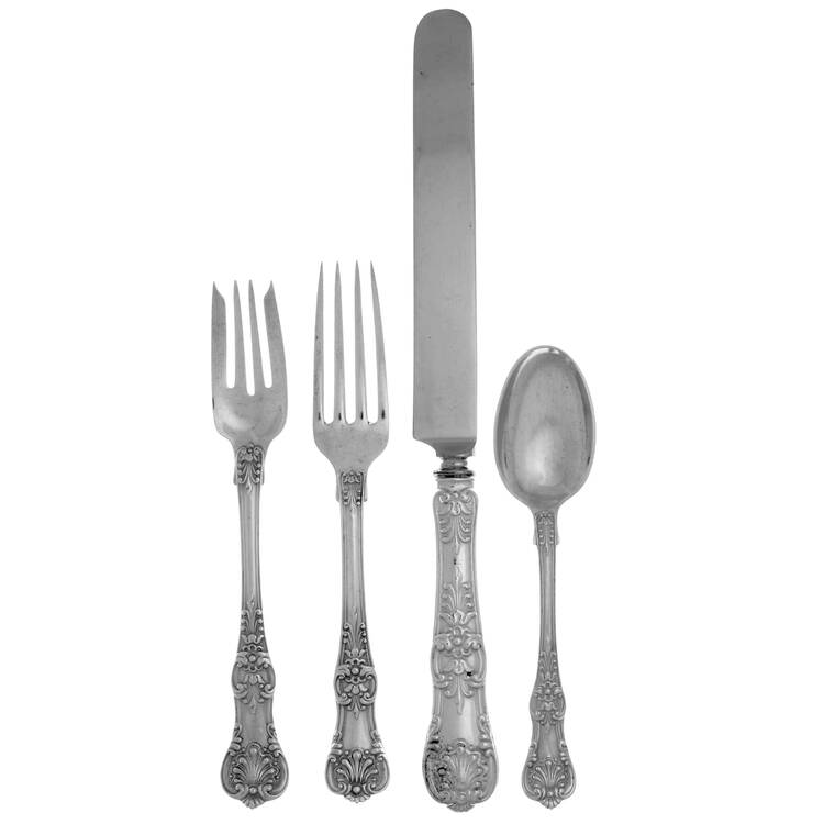 English King (Sterling, 1885, No Monograms) 32  Piece Estate Set
