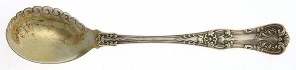 English King (Sterling, 1885, No Monograms) Sorbet Spoon
