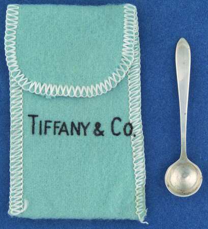 Faneuil (Sterling, 1910, M-C-T Stamps) Individual Salt Spoon W/Sleeve