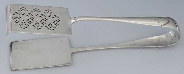 Faneuil (Sterling, 1910, M-C-T Stamps) Large Solid Sandwich Tongs