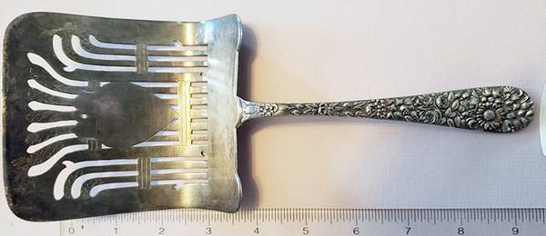 Floral (Silverplate, 1884) Solid Asparagus Server